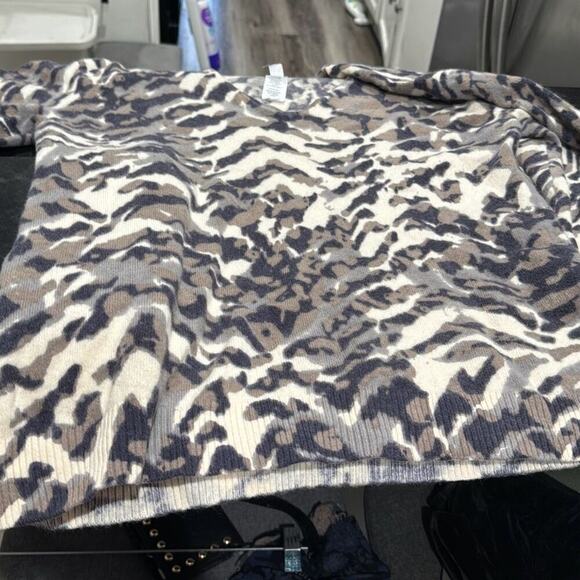 MADELEINE THOMPSON Women's Animal Print Mohair Cashmere Blend Sweater Size 14/16 - Picture 5 of 6